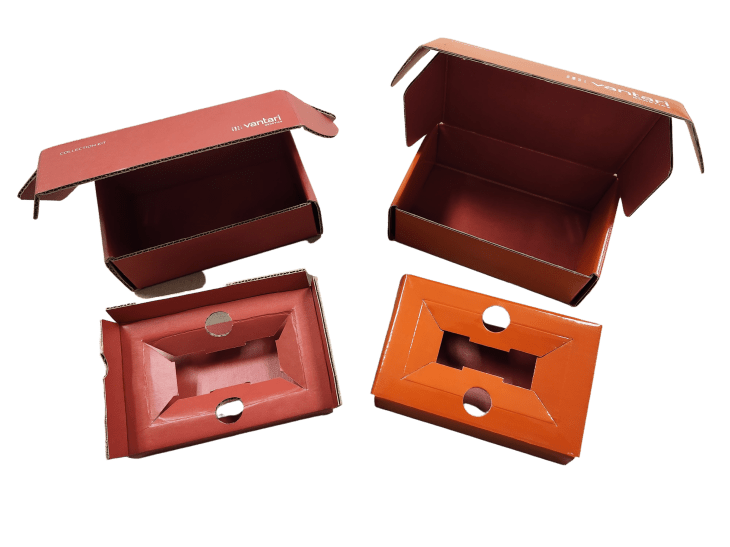 Custom corrugated boxes with corrugated insert